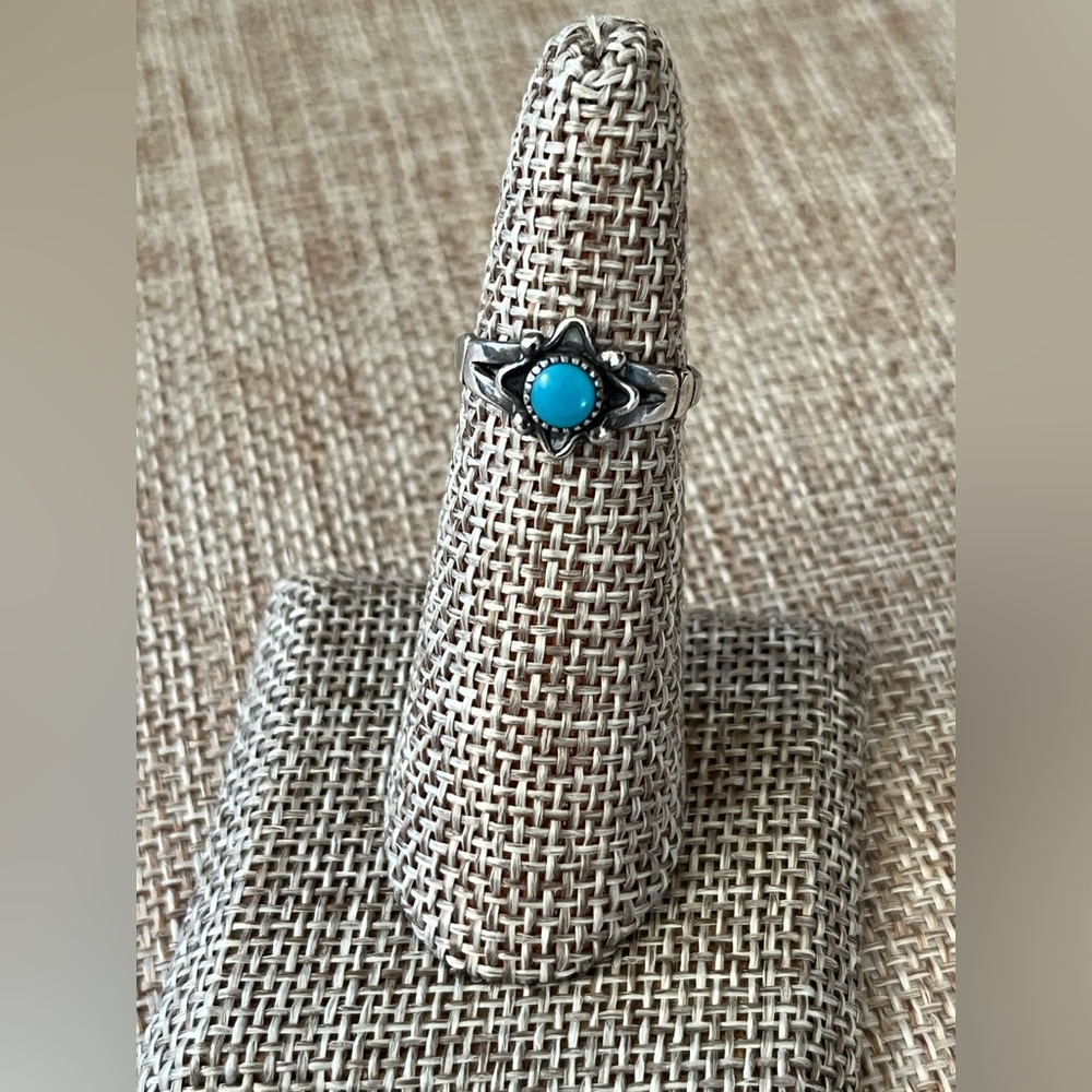 Silver Turquoise Flower Ring - Picture 2 of 5